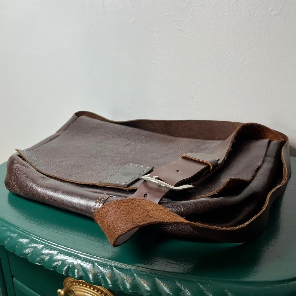 Brandolini Boston MA USA Vintage Rare Brown Genuine Leather‎ Messenger Bag